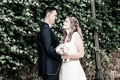 Schönes Hochzeitsfoto von Natalie & Damian in Mettmann