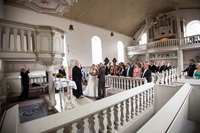 Hochzeitsfotografie des Brautpaares Stephi und Martin in Linnep, Mettmann und Düsseldorf