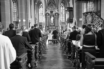 Hochzeitfoto in der Altsadt von Düsseldorf 