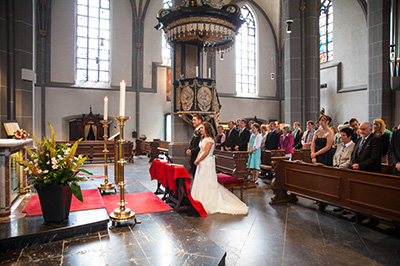 Hochzeitfoto in der Altsadt von Düsseldorf 