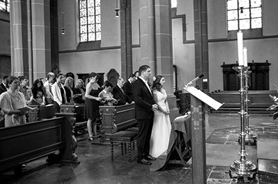 Hochzeitfoto in der Altsadt von Düsseldorf 