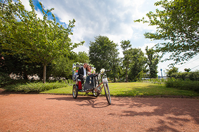 Hochzeitfoto in der Altsadt von Düsseldorf 