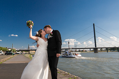 Hochzeitfoto in der Altsadt von Düsseldorf 