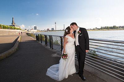 Hochzeitfoto in der Altsadt von Düsseldorf 