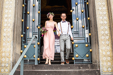 Hochzeitsfotos der standesamtlichen Trauung im Hochzeitsturm auf der Mathildenhöhe in Darmstadt