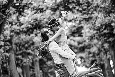 Hochzeitsfotos der standesamtlichen Trauung im Hochzeitsturm auf der Mathildenhöhe in Darmstadt