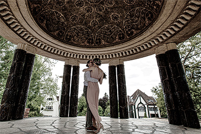 Hochzeitsfotos der standesamtlichen Trauung im Hochzeitsturm auf der Mathildenhöhe in Darmstadt