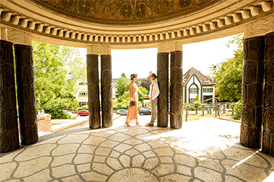 Hochzeitsfotos der standesamtlichen Trauung im Hochzeitsturm auf der Mathildenhöhe in Darmstadt