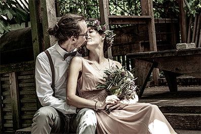 Hochzeitsfotos der standesamtlichen Trauung im Hochzeitsturm auf der Mathildenhöhe in Darmstadt