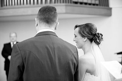 Hochzeitsfotografie des Brautpaares Ariane und Thorsten in Velbert-Neviges, Mettmann und Ratingen