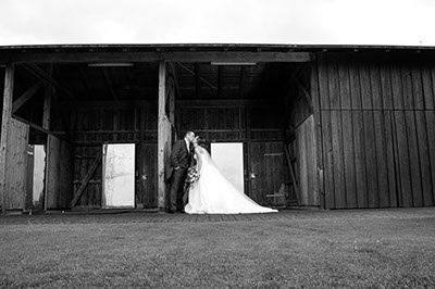 Hochzeitsfotografie des Brautpaares Ariane und Thorsten in Velbert-Neviges, Mettmann und Ratingen