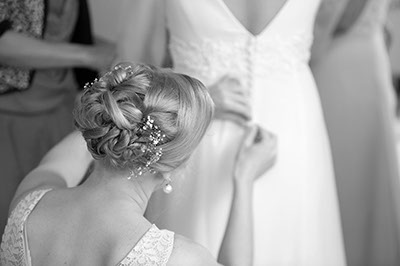 Die Hochzeitsfotos im Lotharinger Kloster in Münster und während der Scheunenhochzeit im Münsterland