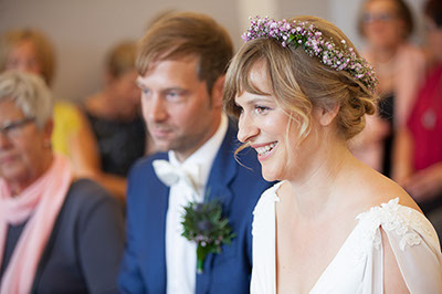 Die Hochzeitsfotos im Lotharinger Kloster in Münster und während der Scheunenhochzeit im Münsterland