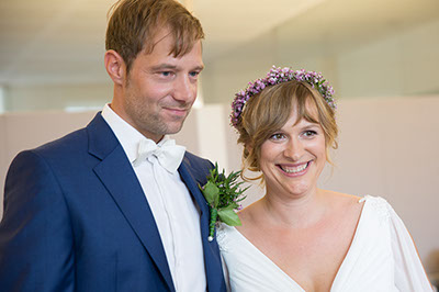 Die Hochzeitsfotos im Lotharinger Kloster in Münster und während der Scheunenhochzeit im Münsterland