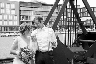 Die Hochzeitsfotos im Lotharinger Kloster in Münster und während der Scheunenhochzeit im Münsterland