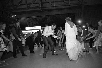 Die Hochzeitsfotos im Lotharinger Kloster in Münster und während der Scheunenhochzeit im Münsterland