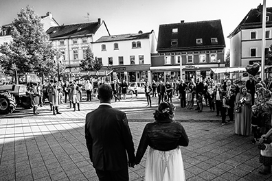 Schönes Hochzeitsfoto von Chrissy & Christian in Mettmann, Ratingen