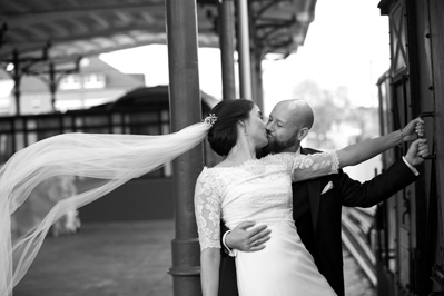 Hochzeitfoto der kirchlichen Trauung in der Neanderkirche und in der Olive in Erkrath-Hochdahl