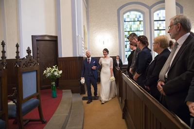 Hochzeitfoto der kirchlichen Trauung in der Neanderkirche und in der Olive in Erkrath-Hochdahl