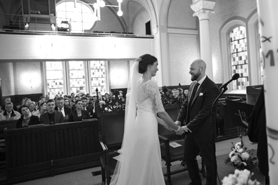 Hochzeitfoto der kirchlichen Trauung in der Neanderkirche und in der Olive in Erkrath-Hochdahl