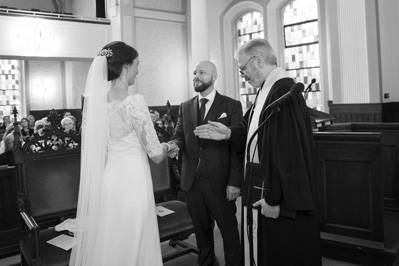 Hochzeitfoto der kirchlichen Trauung in der Neanderkirche und in der Olive in Erkrath-Hochdahl