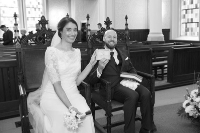 Hochzeitfoto der kirchlichen Trauung in der Neanderkirche und in der Olive in Erkrath-Hochdahl