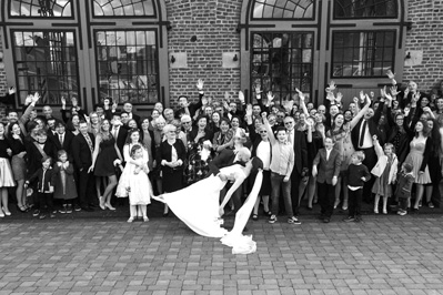 Hochzeitfoto der kirchlichen Trauung in der Neanderkirche und in der Olive in Erkrath-Hochdahl