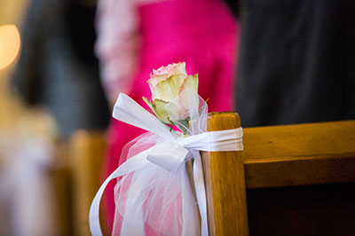 Hochzeitsfotografie des Brautpaares Domonique und Thomas in Haan-Gruiten und auf Schloß Lüntenbeck in Wuppertal