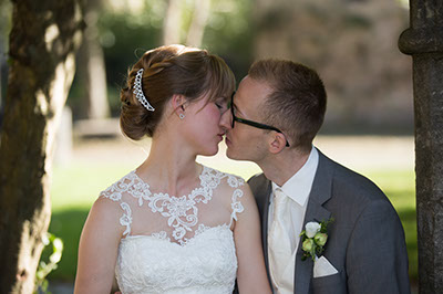 Hochzeitsfotografie des Brautpaares Domonique und Thomas in Haan-Gruiten und auf Schloß Lüntenbeck in Wuppertal