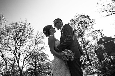 Hochzeitsfotografie des Brautpaares Domonique und Thomas in Haan-Gruiten und auf Schloß Lüntenbeck in Wuppertal