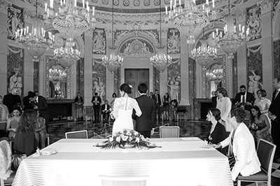 Hochzeitsfotos im Benrather Schloß in Düsseldorf 