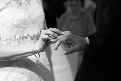 Hochzeitsfotos von Eva und Olli in der Brügger Mühle in Erkrath