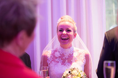 Hochzeitsfotos von Eva und Olli in der Brügger Mühle in Erkrath