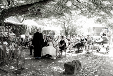 Hochzeitsfotos der freien Trauung  im Krauthaus in Moers