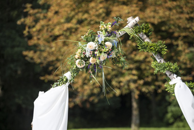 Hochzeitfoto der standesamtlichen Trauung in der Goldberger Mühle in Mettmann