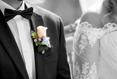 Hochzeitfoto der standesamtlichen Trauung in der Goldberger Mühle in Mettmann