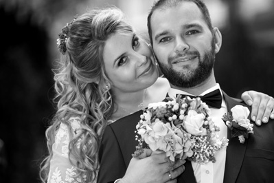 Hochzeitfoto der standesamtlichen Trauung in der Goldberger Mühle in Mettmann