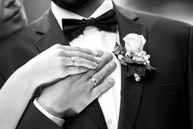 Hochzeitfoto der standesamtlichen Trauung in der Goldberger Mühle in Mettmann