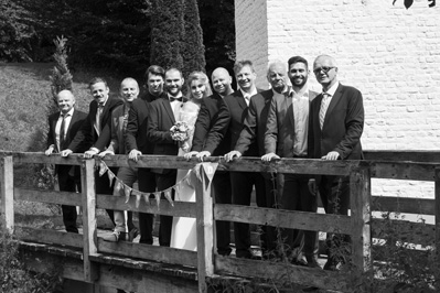 Hochzeitfoto der standesamtlichen Trauung in der Goldberger Mühle in Mettmann