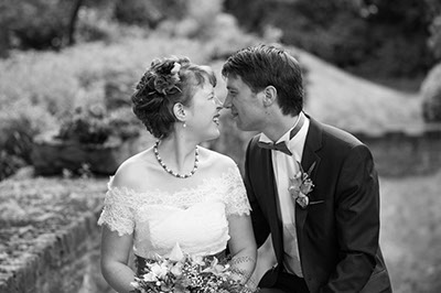 Hochzeitsfotografie des Brautpaares Julia und Christoph in Mettmann und Düsseldorf