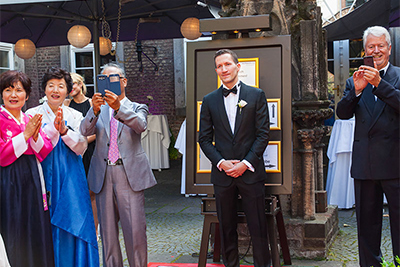 Hochzeitsfotografie des Brautpaares Juliet und Gernot in der Wasserbug zu Köln