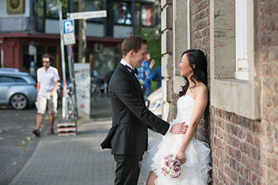 Hochzeitsfotografie des Brautpaares Juliet und Gernot in der Wasserbug zu Köln