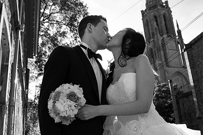 Hochzeitsfotografie des Brautpaares Juliet und Gernot in der Wasserbug zu Köln