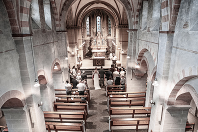 Hochzeitsfotos der kirchlichen Trauung in Mettmann Düssel