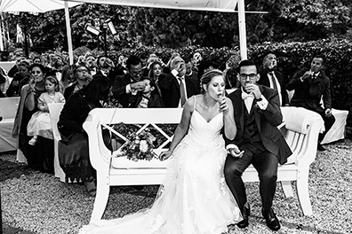 Hochzeitsfotos von Lena und Roko auf ihrer freien Trauung im Schloss Grünewld in Solingen