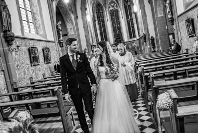 Hochzeitsfotos der kirchlichen Trauung in der St. Stephanus -Kirche in Kessel und in der Viller Mühle in Goch 