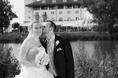 Hochzeitfoto in der Goldberger Mühle in Mettmann 