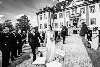 Hochzeitsfotos der freien Trauung auf dem Schloss Körtlinghausen in der Nähe von Warstein