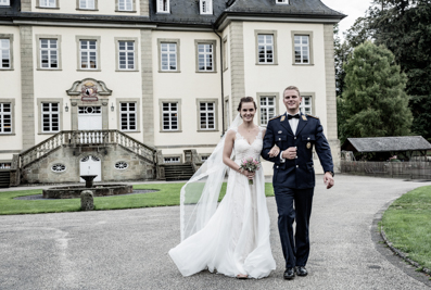 Hochzeitsfotos der freien Trauung auf dem Schloss Körtlinghausen in der Nähe von Warstein