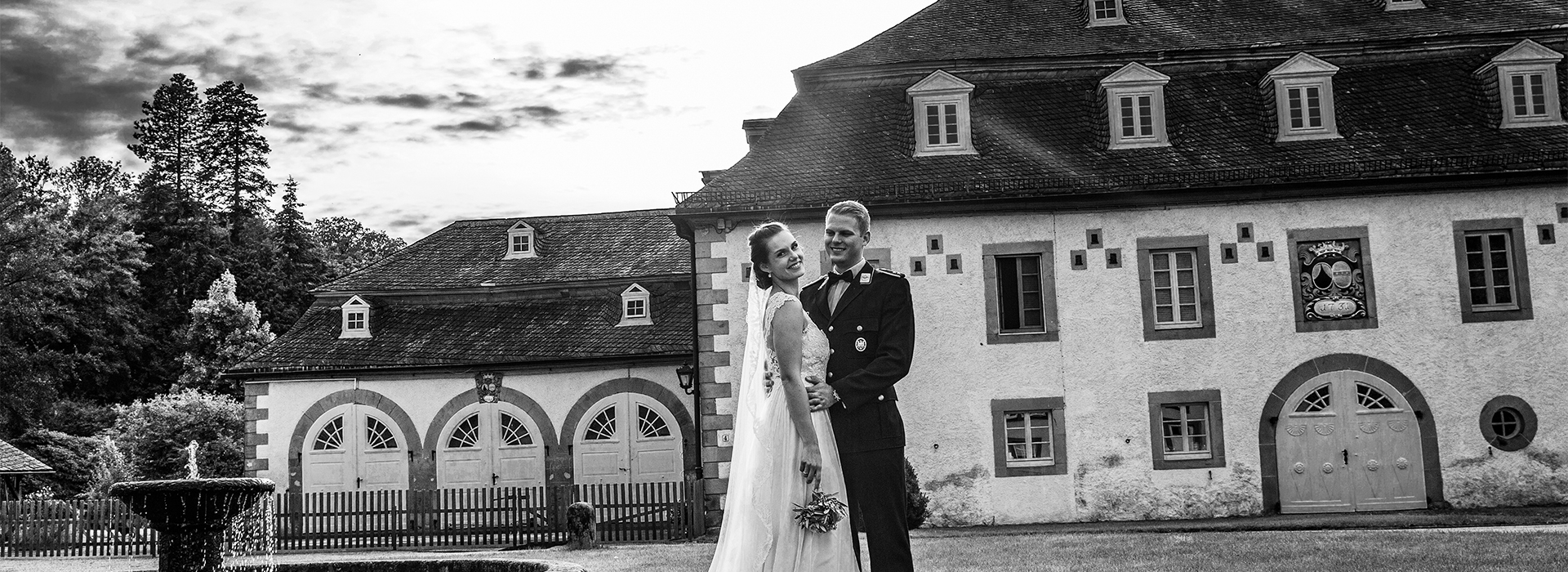 Hochzeitsfoto von Rosa & Mischa in der Viller Mühle in Gosch